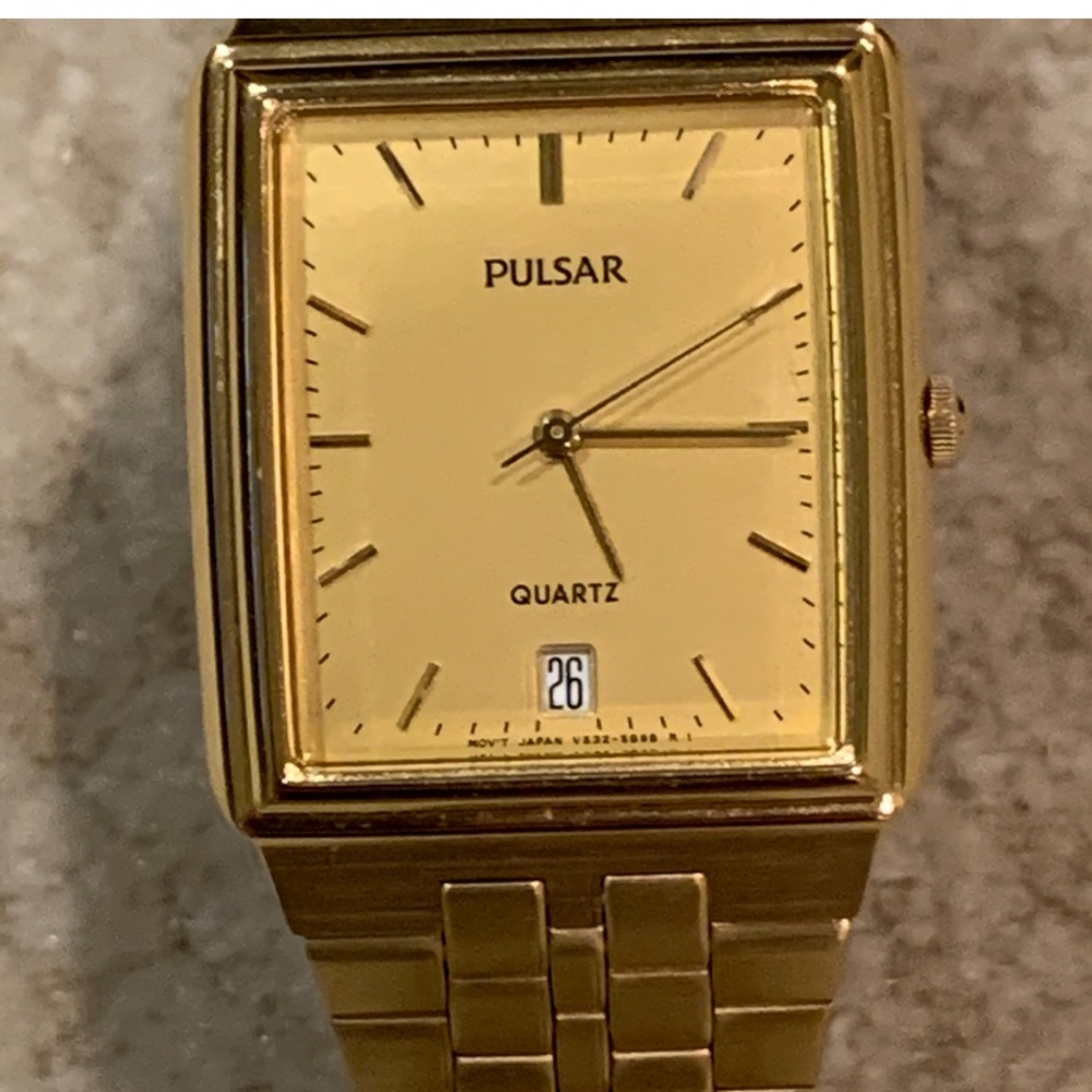 Nice Pulsar Gold Tone Rectangular Date Dress Watch - image 1